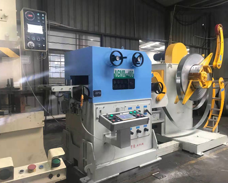NCMB-400三合一伺服整平送料機